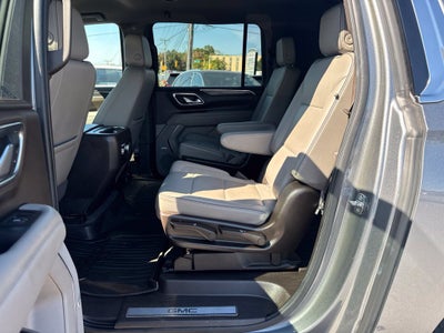 2022 GMC Yukon XL SLT