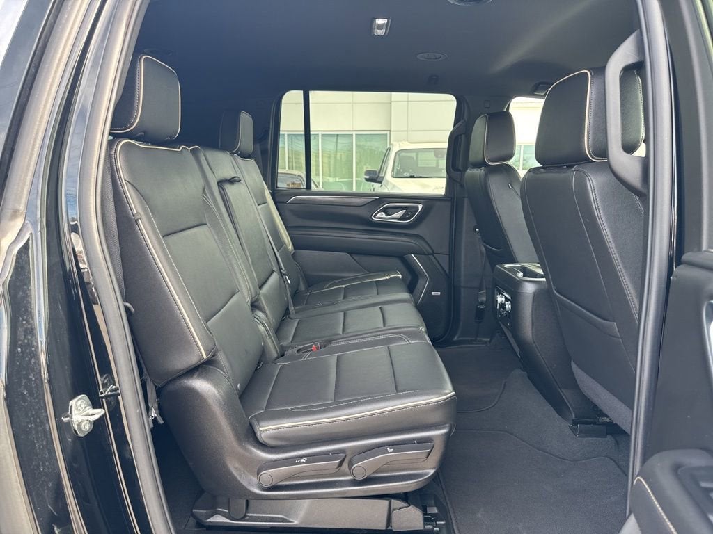 2024 GMC Yukon XL SLT