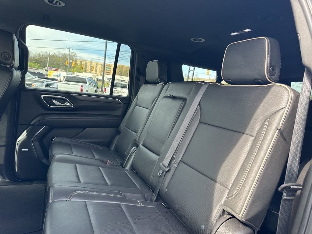 2024 GMC Yukon XL SLT