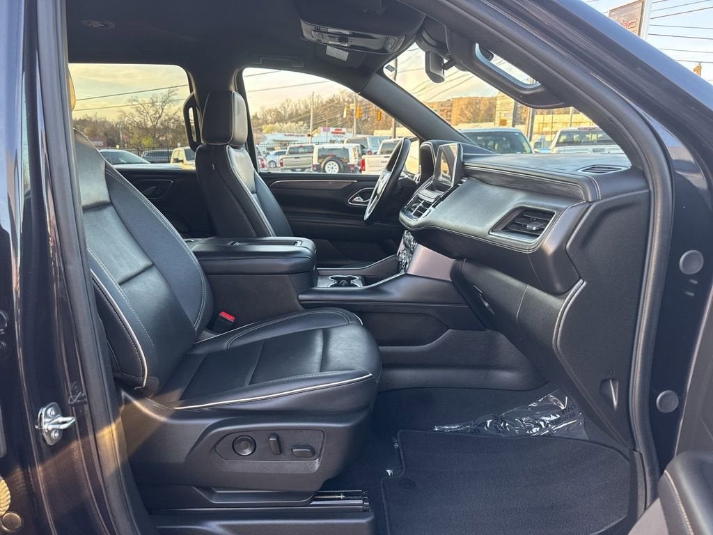 2024 GMC Yukon XL SLT