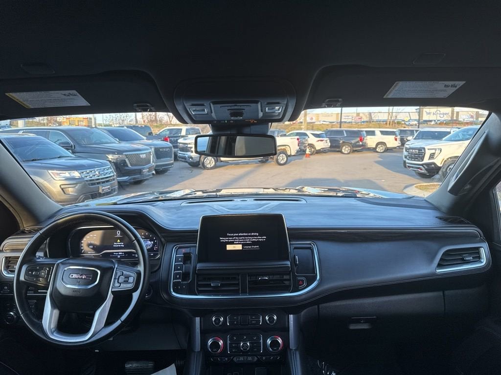 2024 GMC Yukon XL SLT