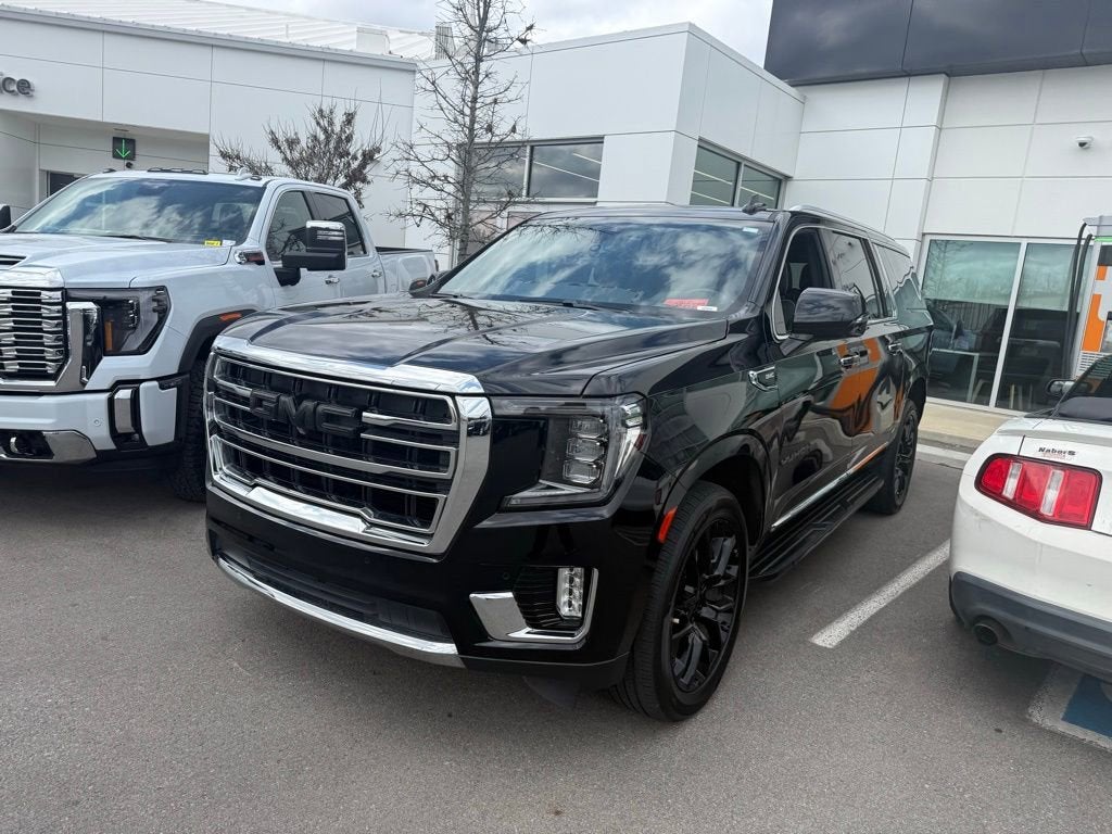 2022 GMC Yukon XL SLT
