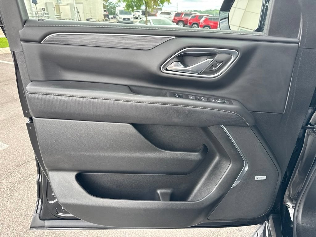 2024 GMC Yukon XL SLT