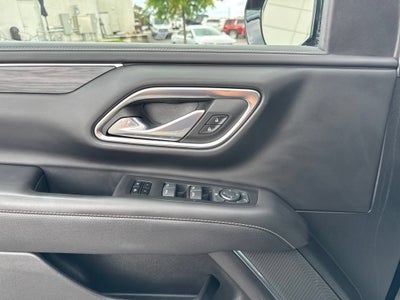 2024 GMC Yukon XL SLT