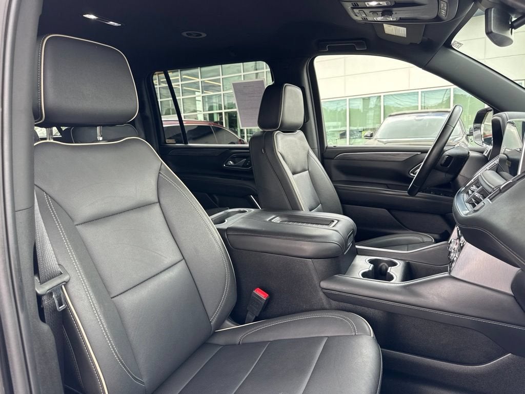 2024 GMC Yukon XL SLT