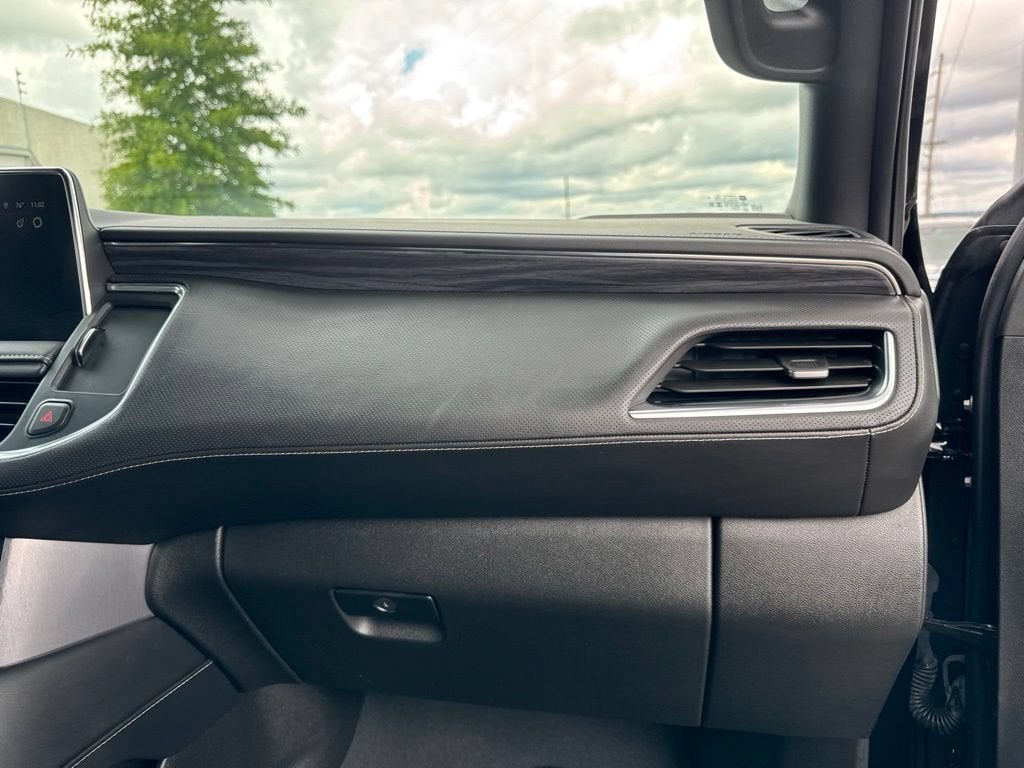 2024 GMC Yukon XL SLT