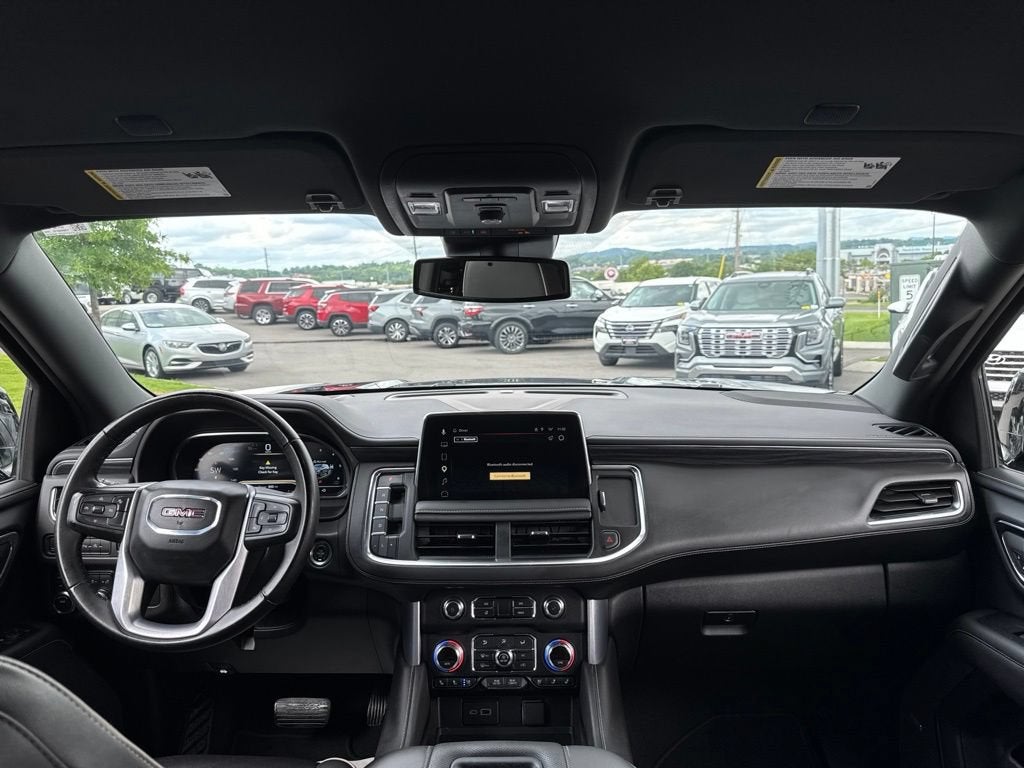 2024 GMC Yukon XL SLT