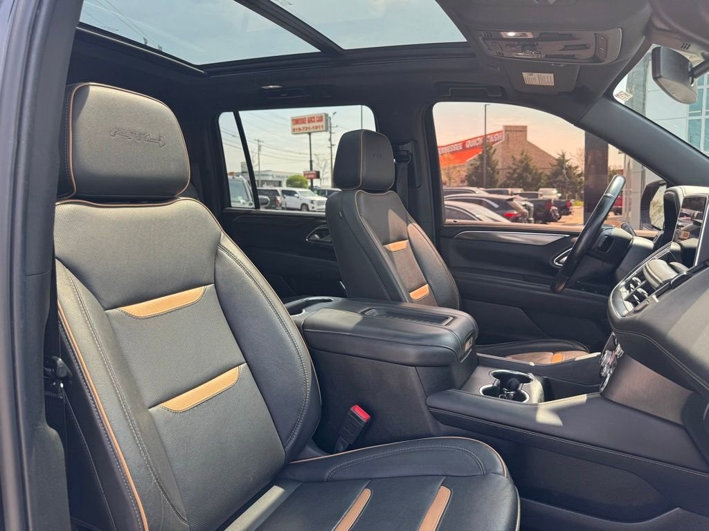 2022 GMC Yukon XL AT4