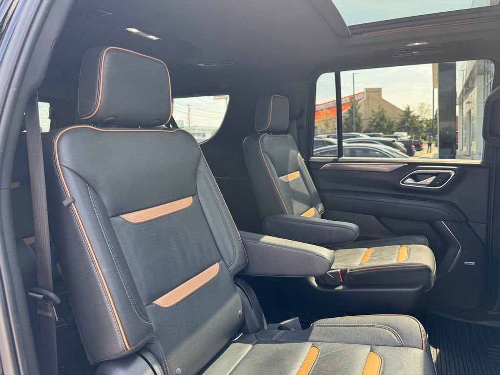 2022 GMC Yukon XL AT4