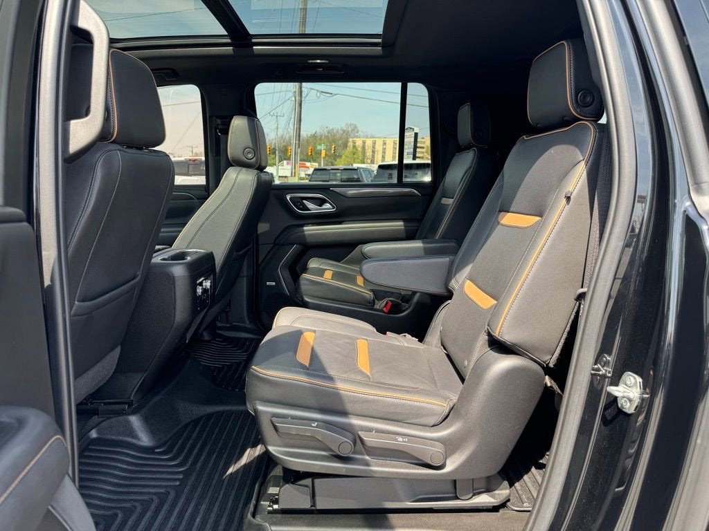 2022 GMC Yukon XL AT4