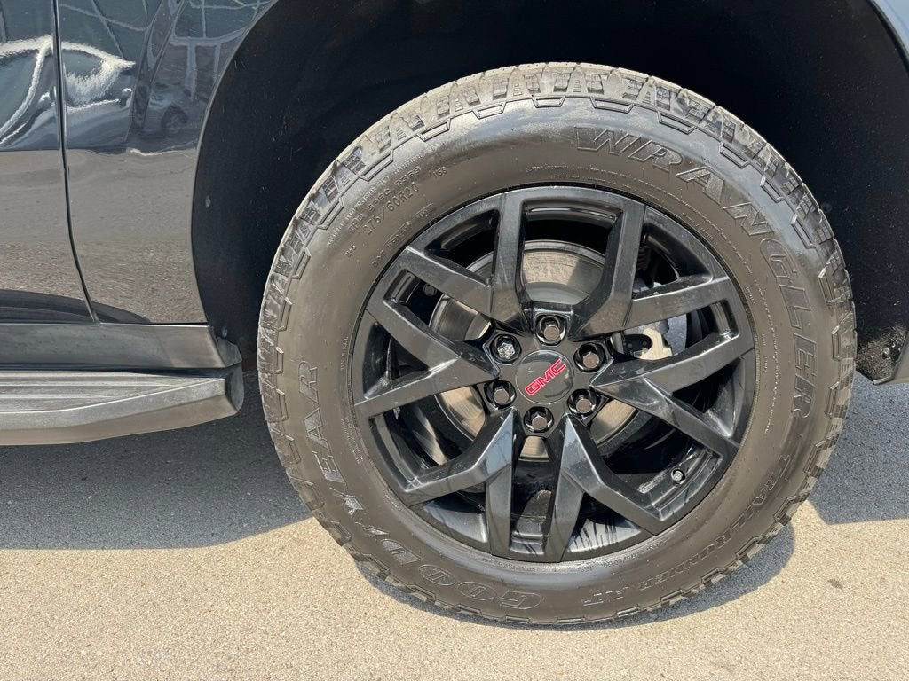 2022 GMC Yukon XL AT4