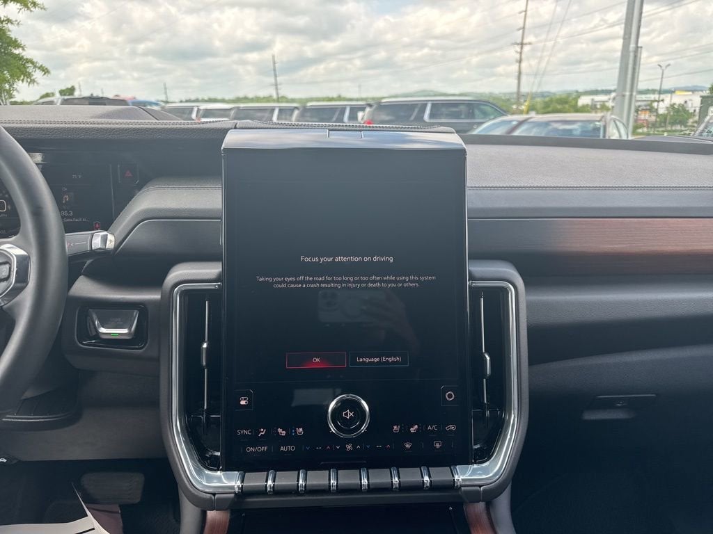 2025 GMC Yukon XL Denali