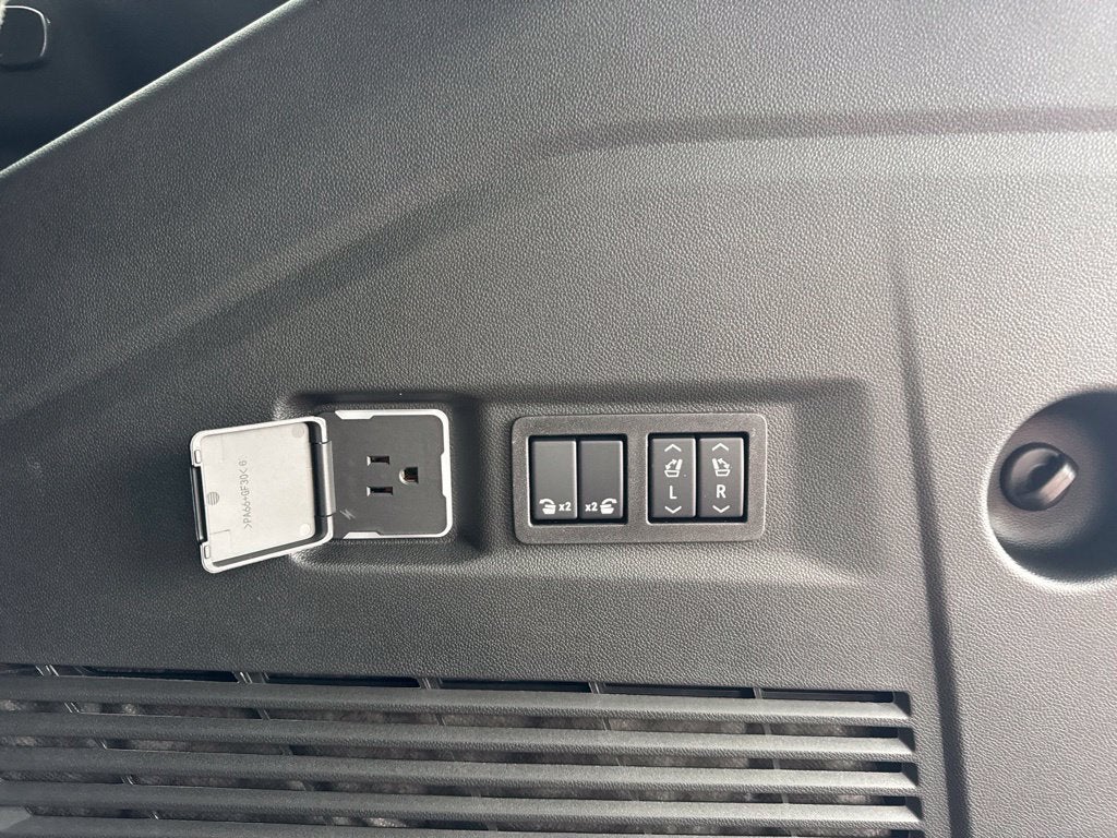2027 GMC Yukon AT4 Ultimate