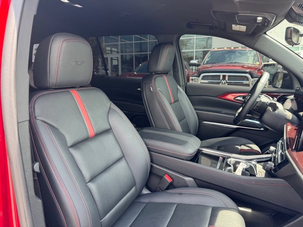 2025 Chevrolet Traverse RS