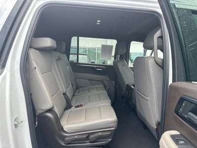 2025 Chevrolet Suburban LT