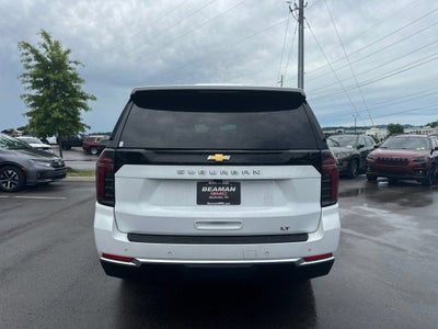 2025 Chevrolet Suburban LT