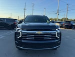 2025 Chevrolet Suburban LT