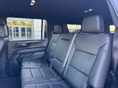 2025 Chevrolet Suburban LT