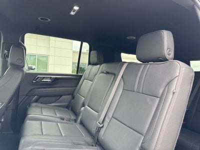 2025 Chevrolet Suburban RST