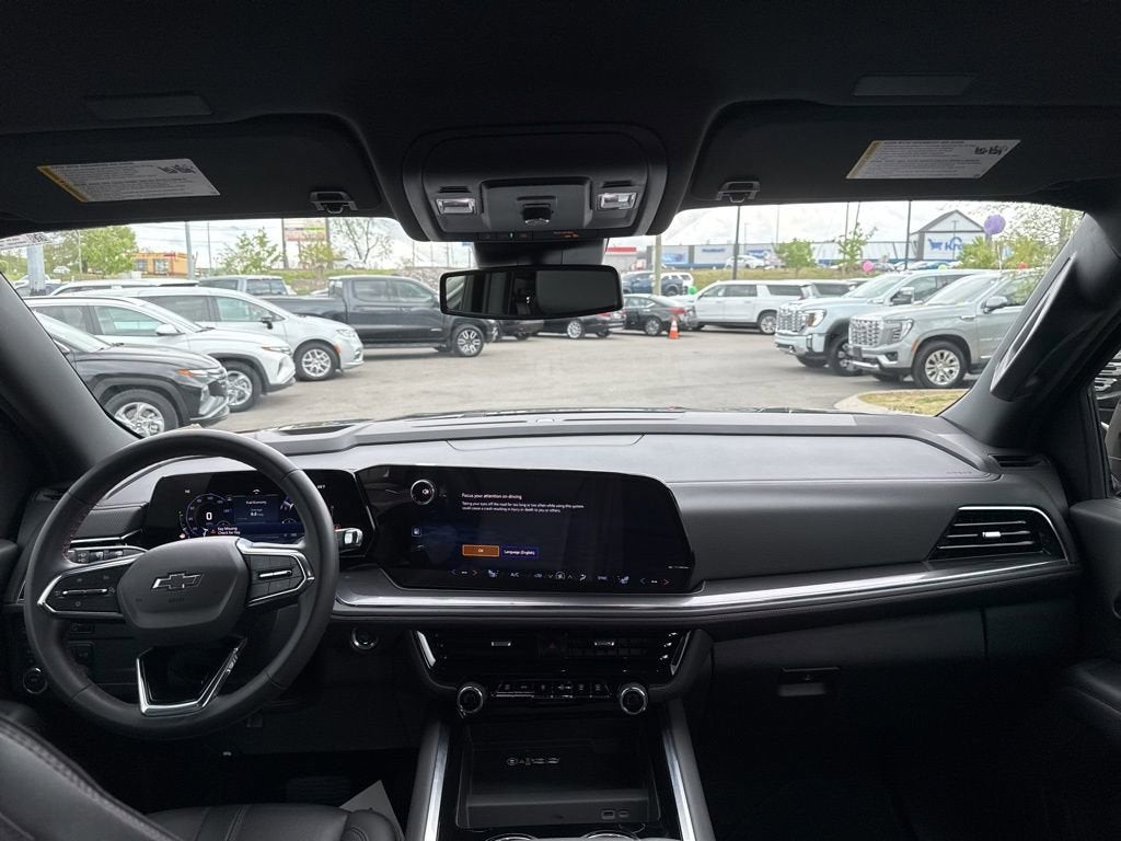 2025 Chevrolet Suburban RST