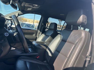 2024 Chevrolet Suburban LT