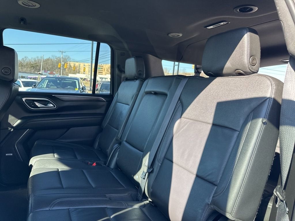 2024 Chevrolet Suburban LT