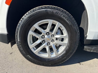 2024 Chevrolet Suburban LT