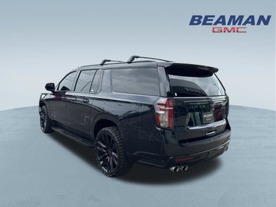 2023 Chevrolet Suburban LT