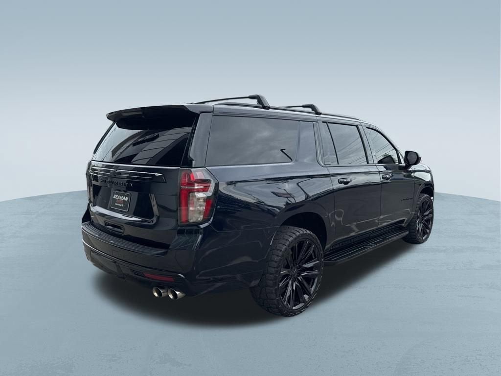 2023 Chevrolet Suburban LT