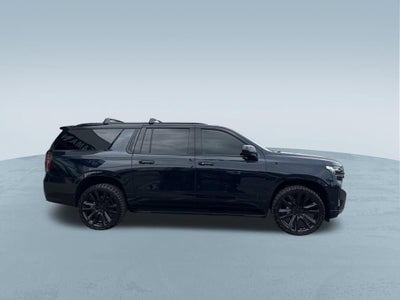 2023 Chevrolet Suburban LT