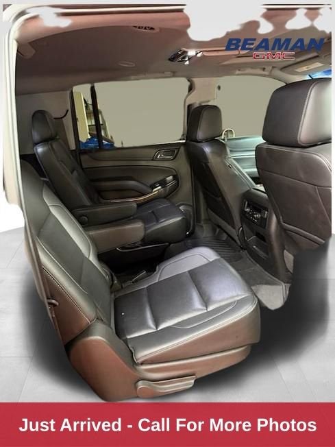 2019 Chevrolet Suburban 4WD 1500 Premier's photo