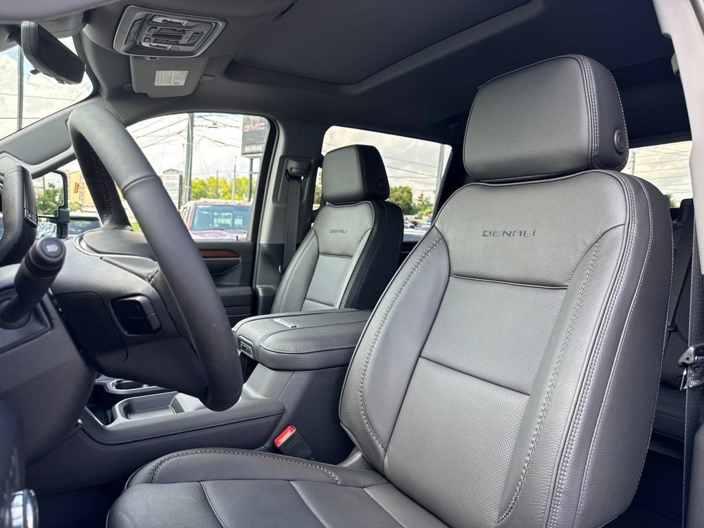 2026 GMC Sierra 2500HD Denali - Photo 17