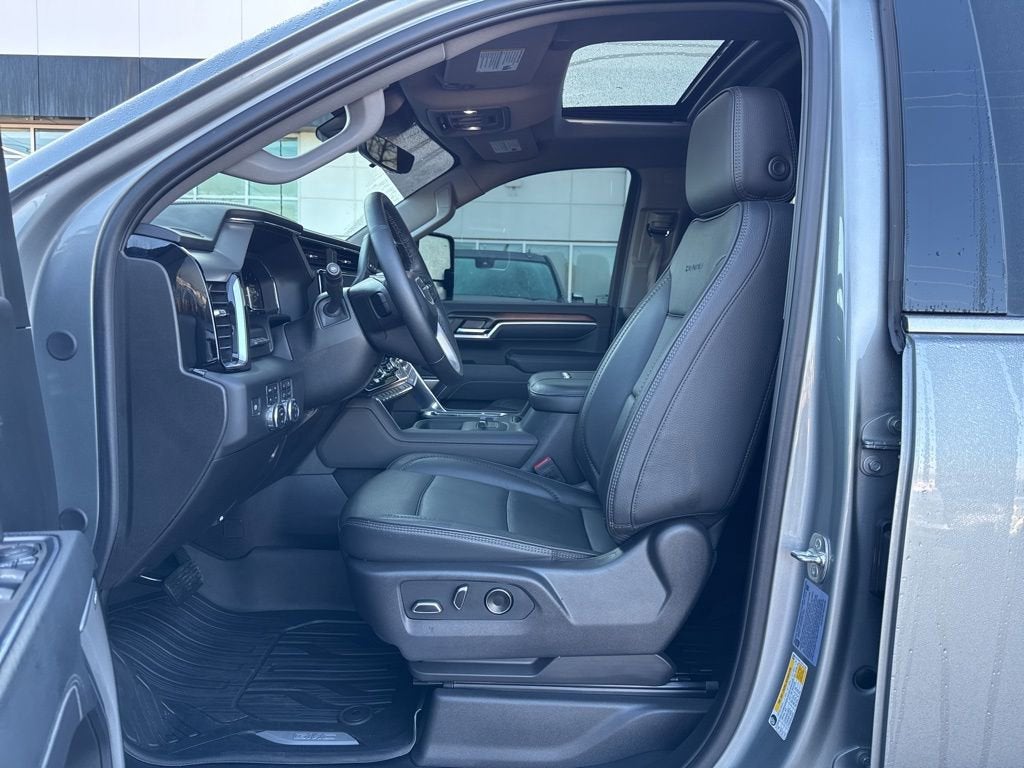 2025 GMC Sierra 3500 HD Denali DRW