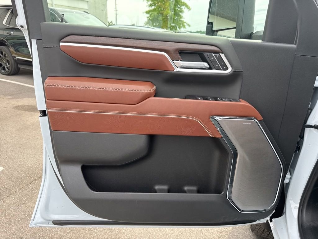 2026 GMC Sierra 3500 HD Denali Ultimate DRW
