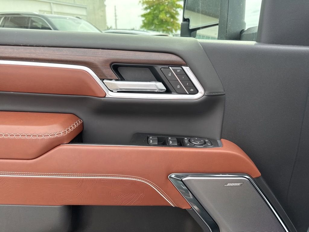 2026 GMC Sierra 3500 HD Denali Ultimate DRW