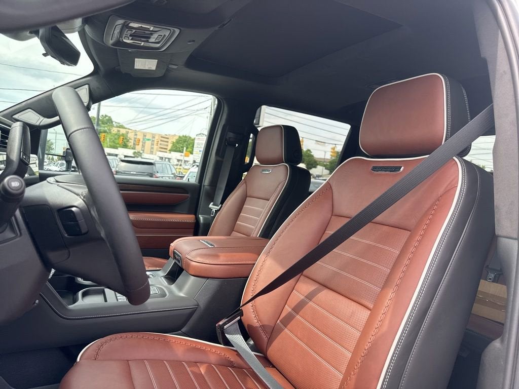 2026 GMC Sierra 3500 HD Denali Ultimate DRW