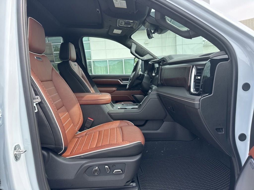 2026 GMC Sierra 3500 HD Denali Ultimate DRW