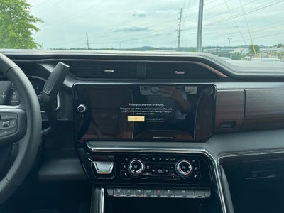 2026 GMC Sierra 3500 HD Denali Ultimate DRW