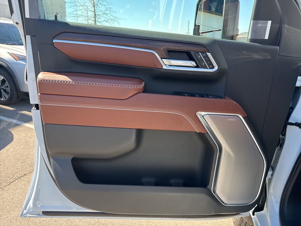 2026 GMC Sierra 3500 HD Denali Ultimate DRW