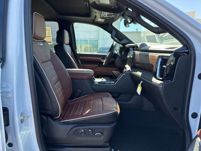 2026 GMC Sierra 3500 HD Denali Ultimate DRW