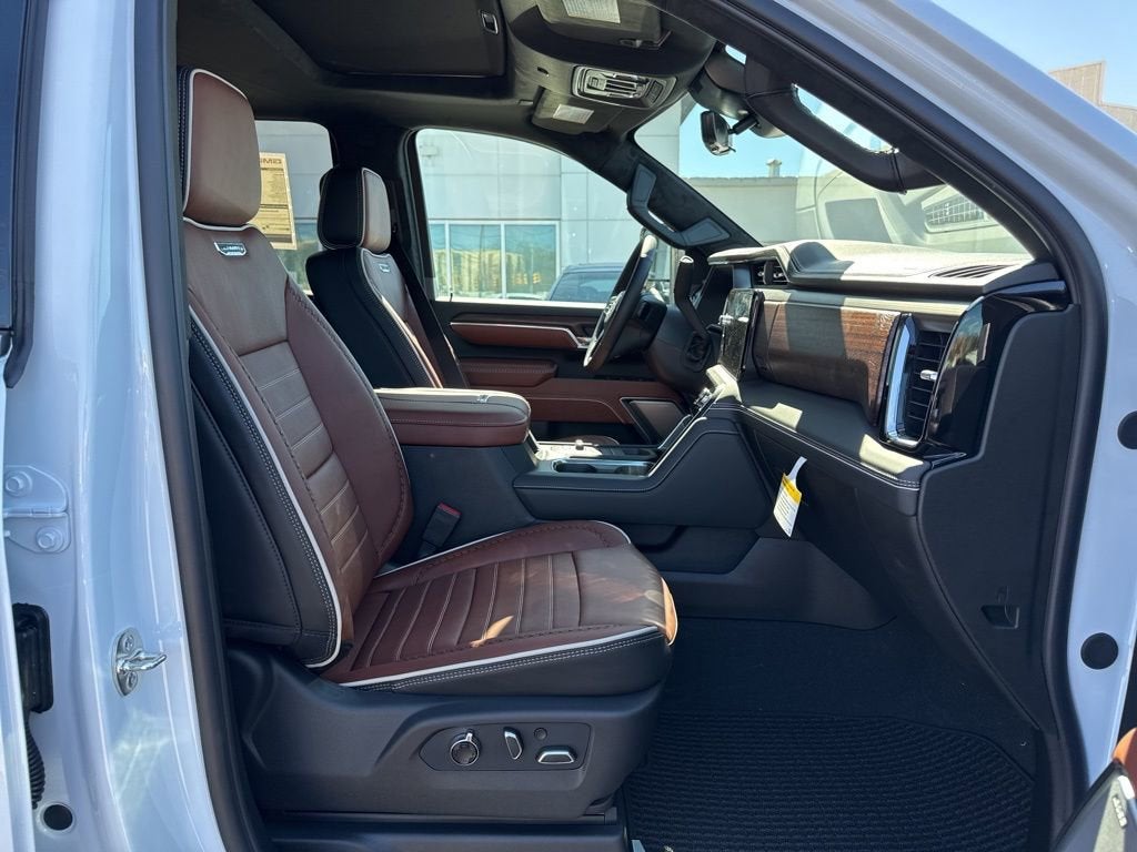 2026 GMC Sierra 3500 HD Denali Ultimate DRW