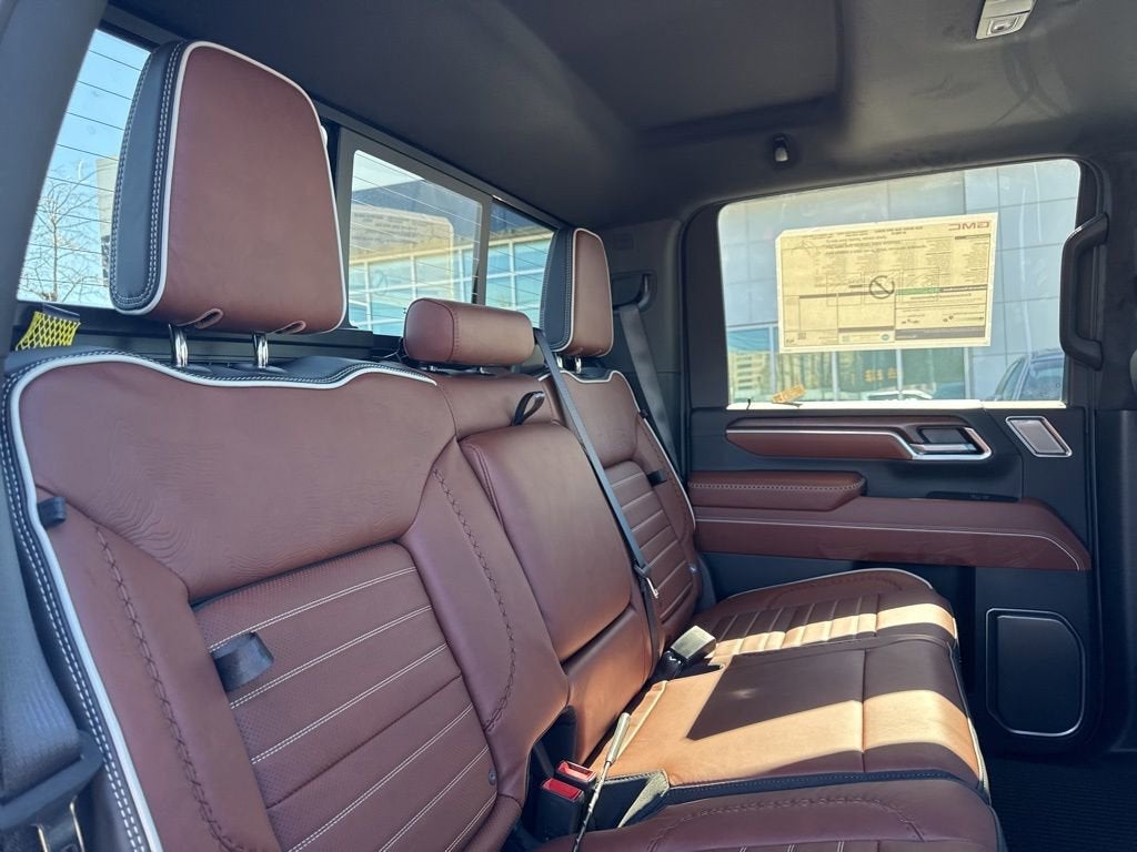 2026 GMC Sierra 3500 HD Denali Ultimate DRW