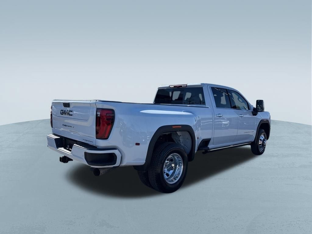 2026 GMC Sierra 3500 HD Denali Ultimate DRW