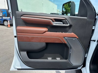 2026 GMC Sierra 3500 HD Denali Ultimate DRW