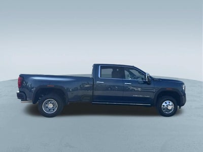 2026 GMC Sierra 3500 HD Denali Ultimate DRW