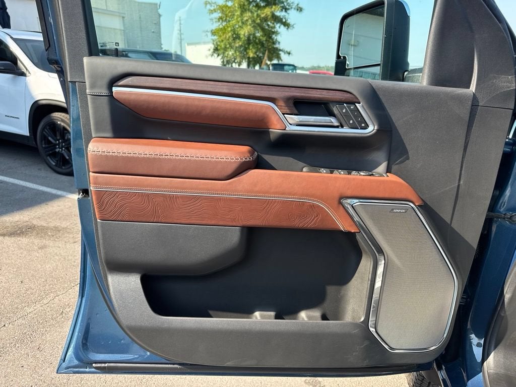 2026 GMC Sierra 3500 HD Denali Ultimate DRW