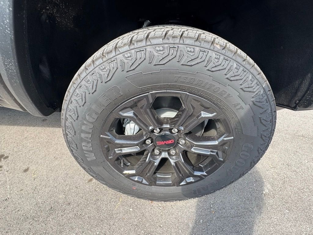 2025 GMC Canyon Elevation