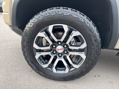 2023 GMC Canyon AT4