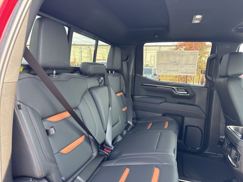 2025 GMC Sierra 1500 AT4