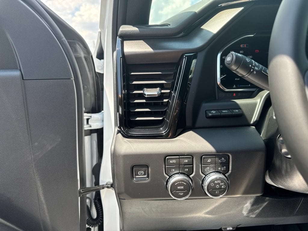 2026 GMC Sierra 1500 AT4 - Photo 14